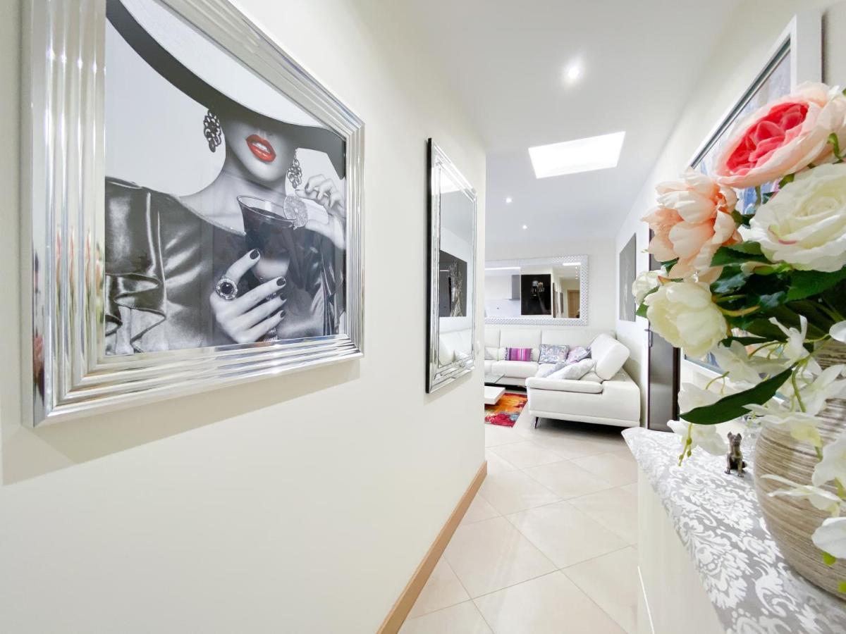 Luxury With Swimming Pool #1903 Apartment